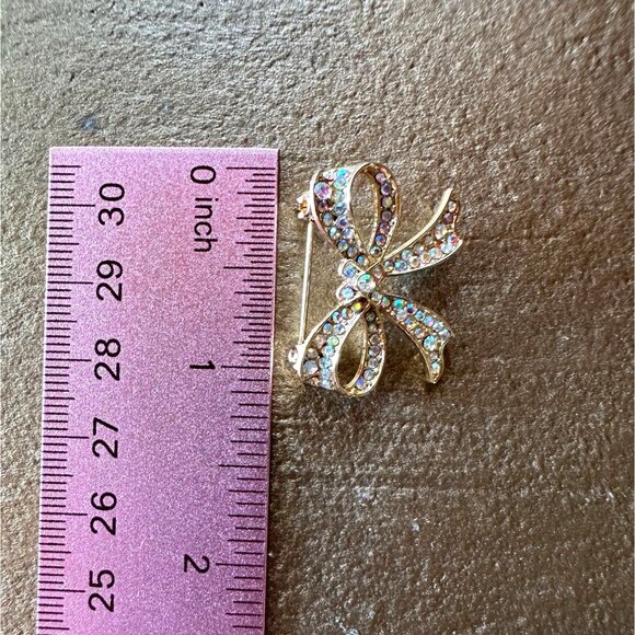 Gold-Tone Bow Brooch With Sparkling Iridescent Rhinestones Aurora Borealis - Picture 3 of 8